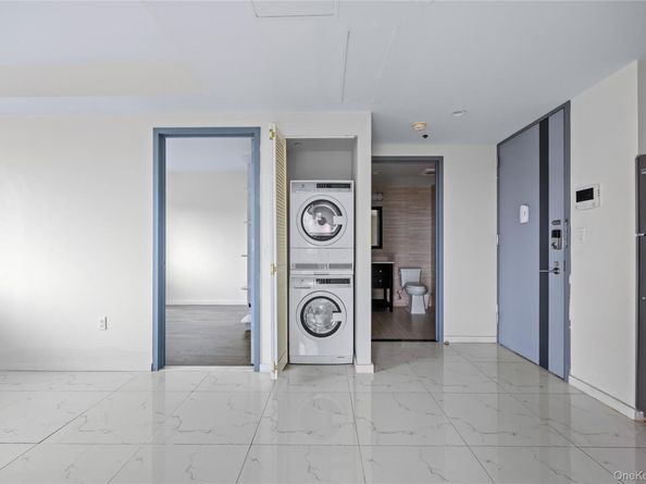 35-08 146 Street 2B, Flushing NY 11354