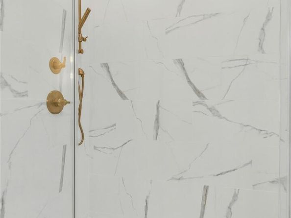 10 Beth Lane, Plainview NY 11803