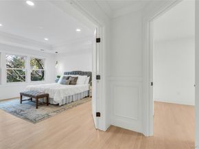 10 Beth Lane, Plainview NY 11803