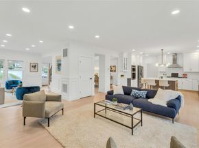 10 Beth Lane, Plainview NY 11803