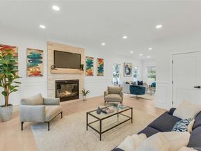 10 Beth Lane, Plainview NY 11803