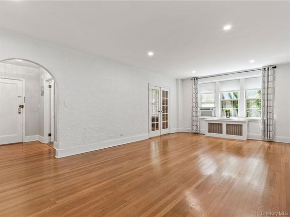 270 Bronxville Road B43, Bronxville NY 10708