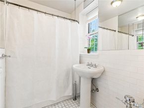 270 Bronxville Road B43, Bronxville NY 10708