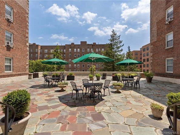 270 Bronxville Road B43, Bronxville NY 10708