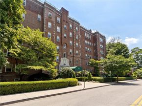 270 Bronxville Road B43, Bronxville NY 10708