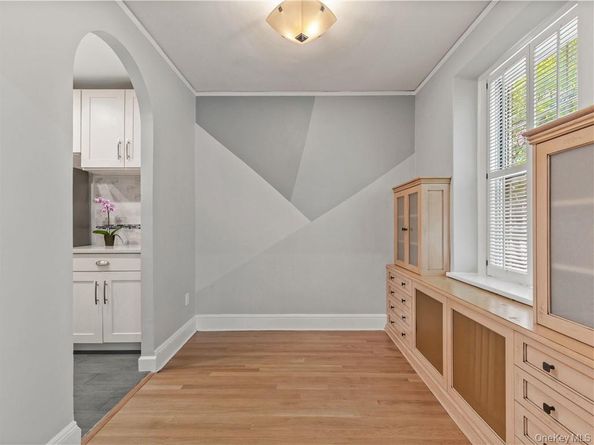 270 Bronxville Road B43, Bronxville NY 10708