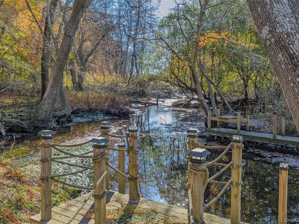 20 Tulip Court, Moriches NY 11955