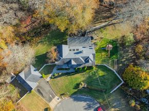 20 Tulip Court, Moriches NY 11955