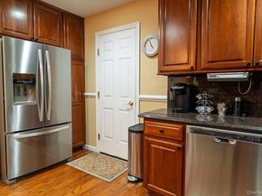 20 Tulip Court, Moriches NY 11955