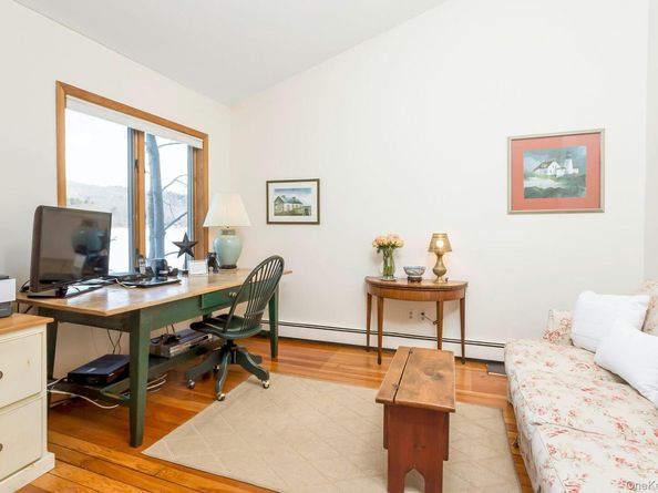 39 Knapp Road, South Salem NY 10590