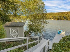 39 Knapp Road, South Salem NY 10590