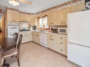 481 Peconic Bay Boulevard, Aquebogue NY 11931