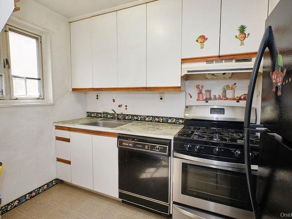 229-20 Hillside Avenue 5011, Queens Village NY 11427