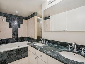 43 W 61st Street 12F, New York (Manhattan) NY 10023