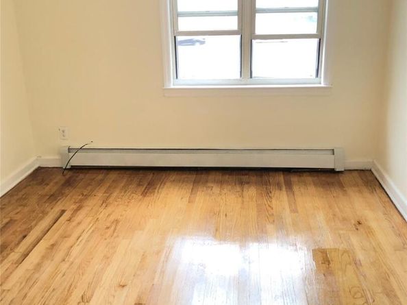 148-03 Horace Harding Expressway, Flushing NY 11367