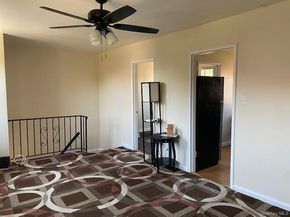 73-24 255th Street H2, Glen Oaks NY 11004