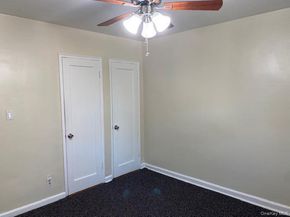 73-24 255th Street H2, Glen Oaks NY 11004