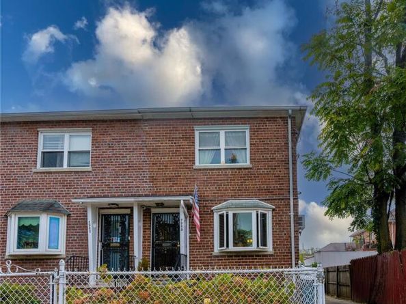 2985 Young Avenue, Bronx NY 10469