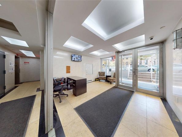 420 42nd Street 1E, Brooklyn NY 11232