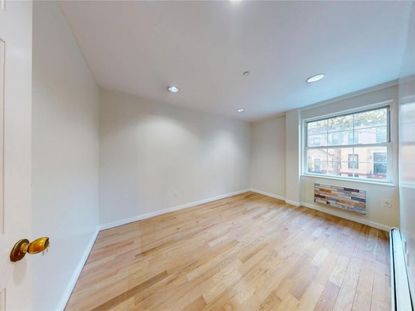 420 42nd Street 1E, Brooklyn NY 11232