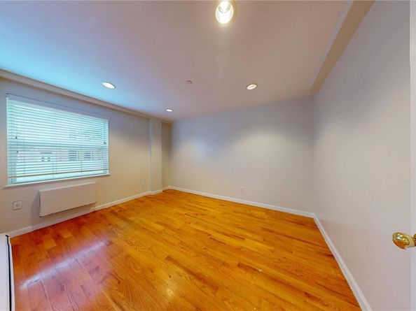 420 42nd Street 1E, Brooklyn NY 11232