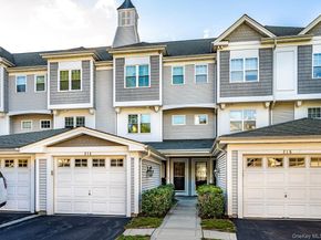 214 Waterside Close, Peekskill NY 10566