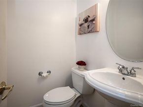 214 Waterside Close, Peekskill NY 10566