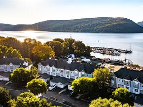 214 Waterside Close, Peekskill NY 10566