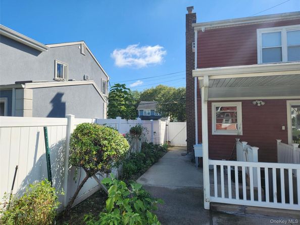 966 Woodfield Road, West Hempstead NY 11552