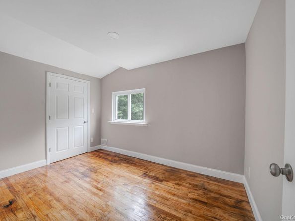 40 Gettysburg Drive, Holbrook NY 11741