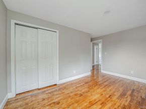 40 Gettysburg Drive, Holbrook NY 11741