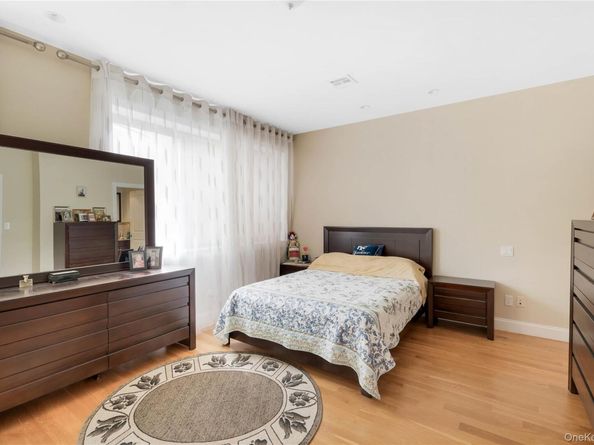 1492 E 12th Street 4A, Brooklyn NY 11230