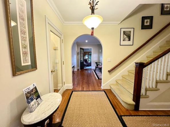 187 Moore Avenue, Freeport NY 11520