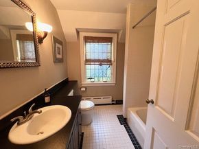 187 Moore Avenue, Freeport NY 11520