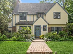 187 Moore Avenue, Freeport NY 11520