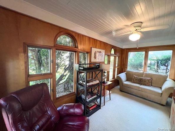 187 Moore Avenue, Freeport NY 11520