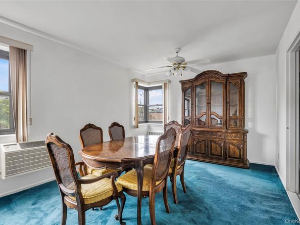 50 Brompton Road 2L, Great Neck NY 11021