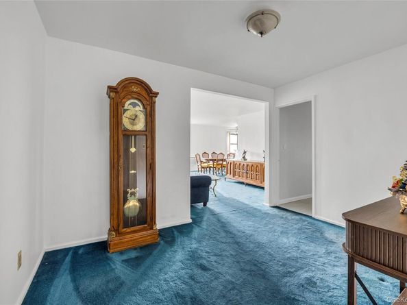 50 Brompton Road 2L, Great Neck NY 11021