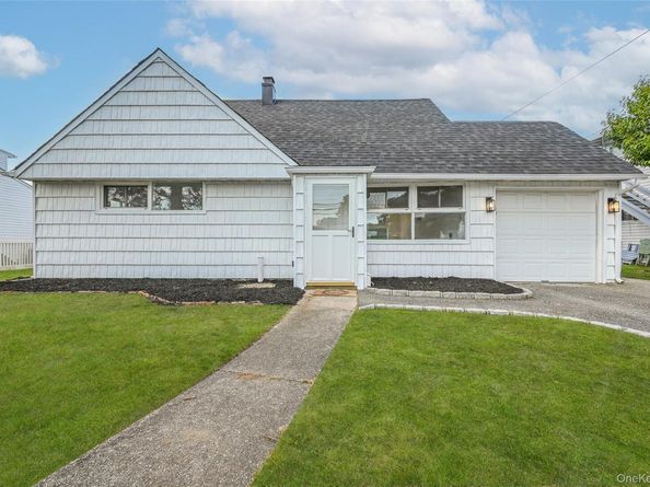 2231 Stewart Avenue, Westbury NY 11590