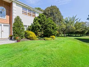 77 The Woods, Commack NY 11725