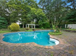 6 13th Street, Selden NY 11784