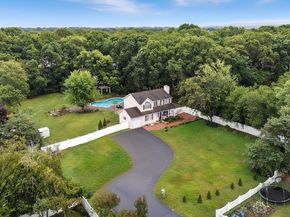 6 13th Street, Selden NY 11784
