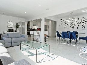 1 Munro Boulevard, Valley Stream NY 11581