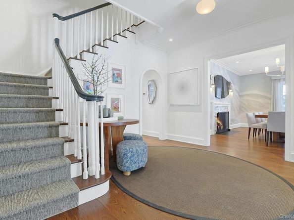 19 Overlook Road, Scarsdale NY 10583