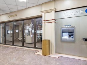 271-10 Grand Central Pkwy 27 Y, Floral Park NY 11005