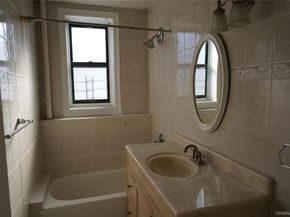 50-05 43 Ave 1L, Woodside NY 11377