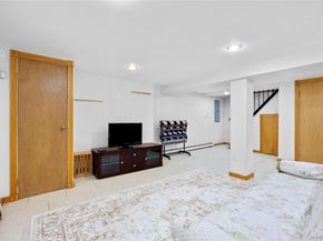 139 N Linden Street, Massapequa NY 11758