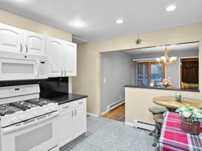 139 N Linden Street, Massapequa NY 11758