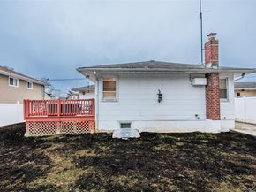 139 N Linden Street, Massapequa NY 11758
