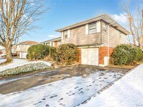 19 Parkdale Drive, Farmingdale NY 11735